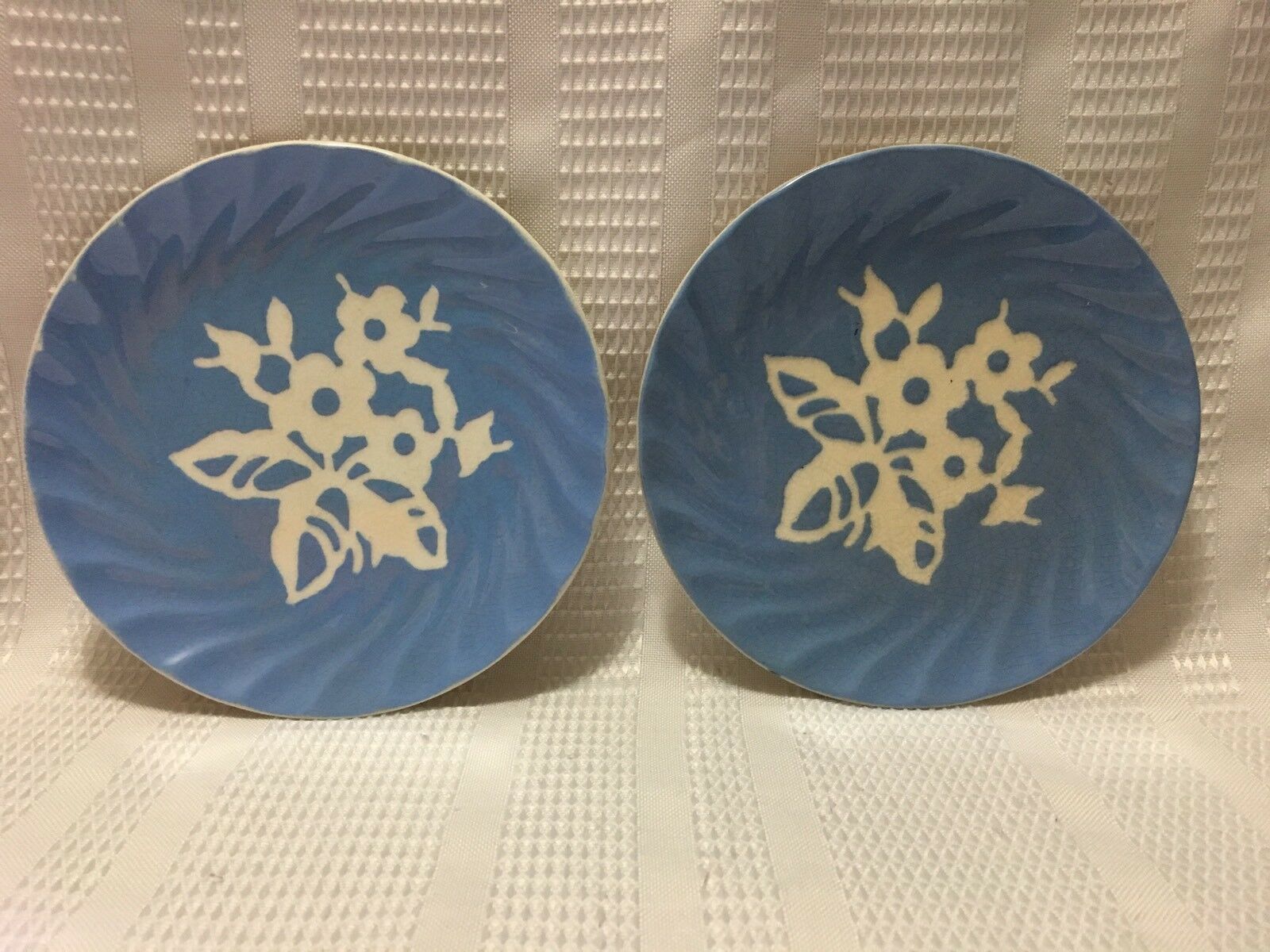 Harker Pottery-usa-cameoware Blue Dainty Flower-saucer/bread & Butter Plates