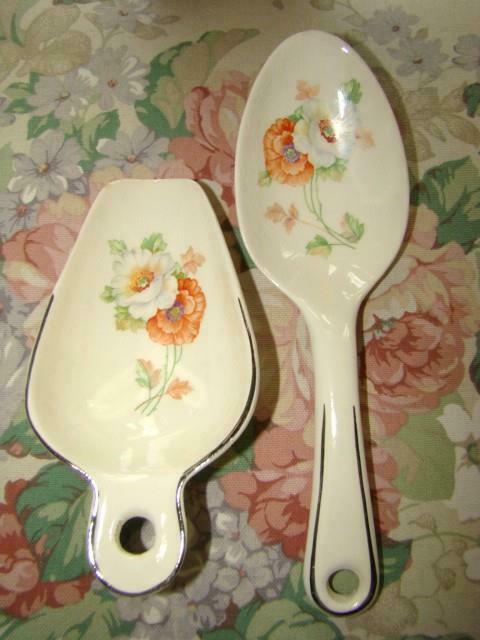 2 Vintage Pottery Spoon & Scoop, Amy Pattern, Harker Bakerite, Platinum, Poppies