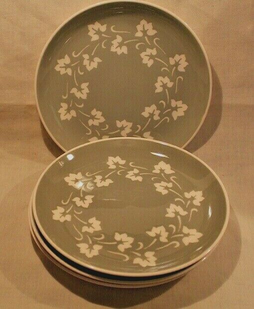 4- Harker Ivy Wreath 7.25" Salad Plates Green W/ White Leaves Mid Century